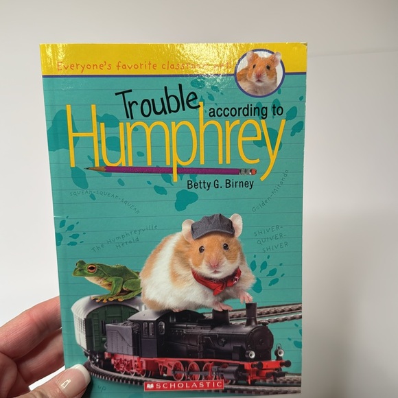 Scholastic Humphrey Book Set - Picture 4 of 9